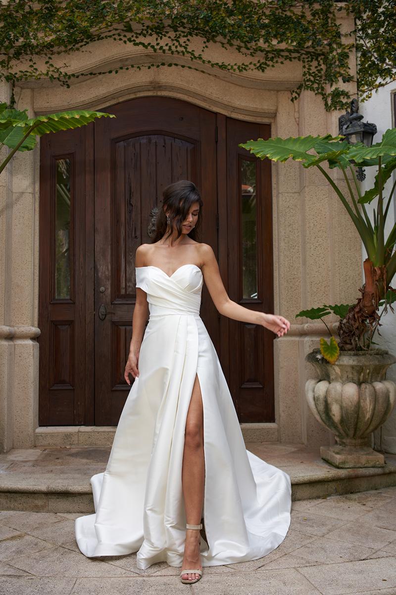Essense Bridal Collection Style Number D3570 - 16