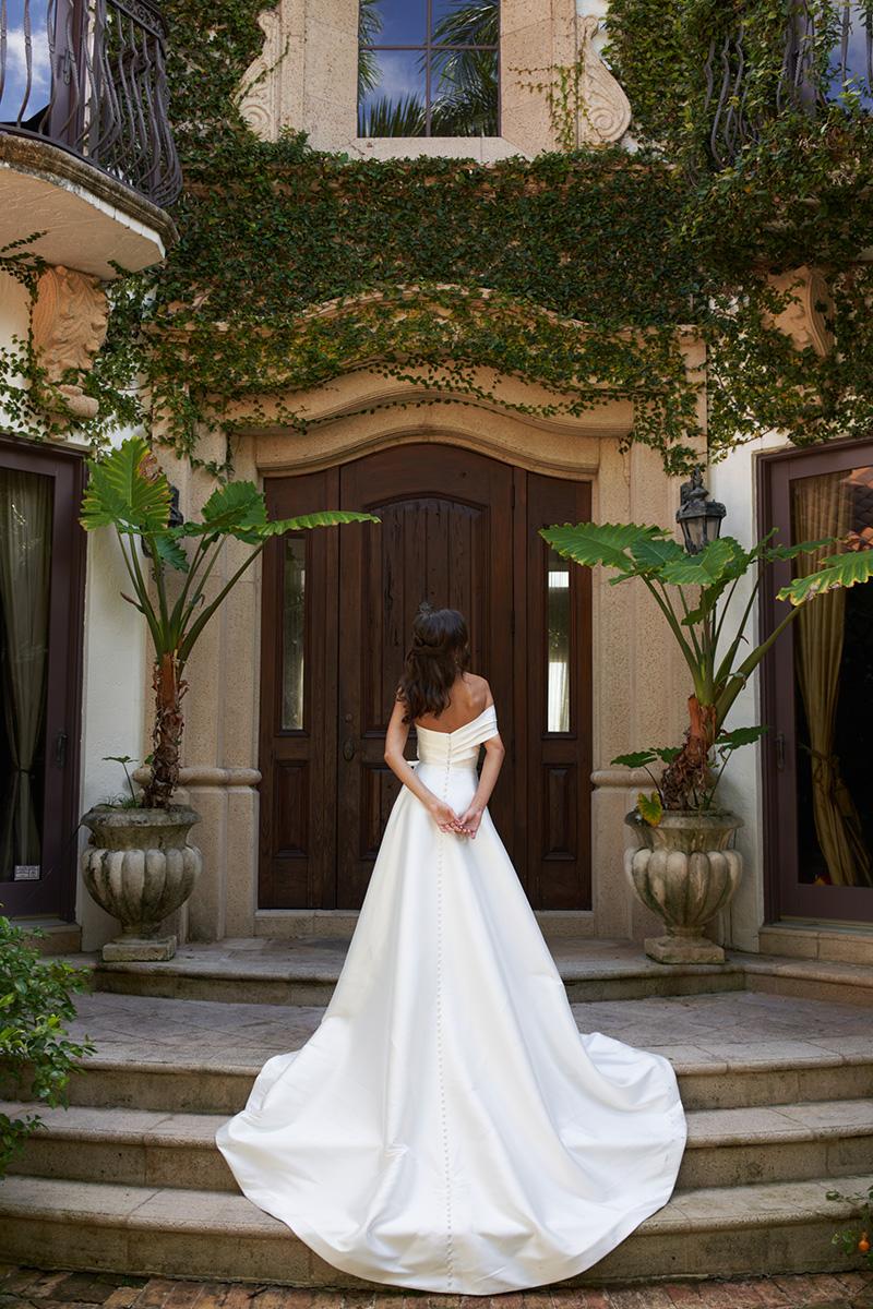 Essense Bridal Collection Style Number D3570 - 7