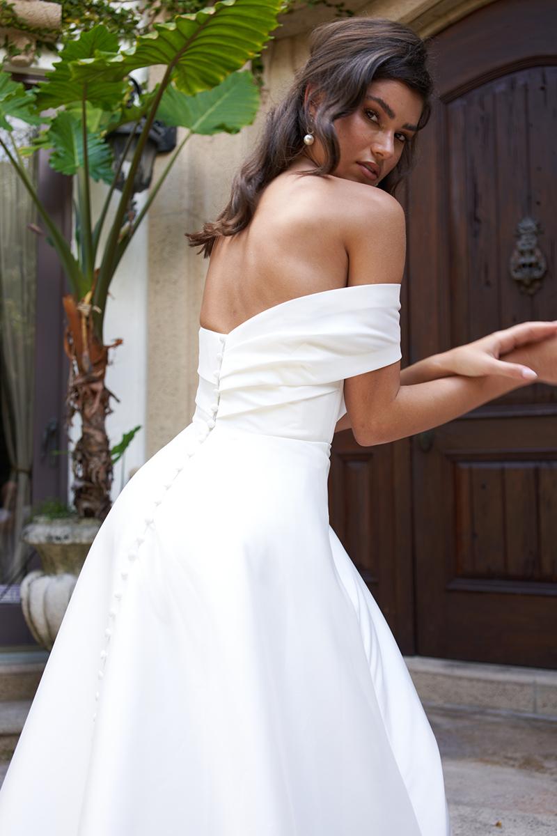 Essense Bridal Collection Style Number D3570 - 11