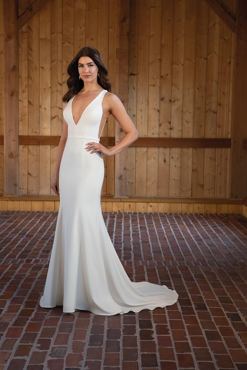 Essense Bridal Collection Style Number D3576 - 3