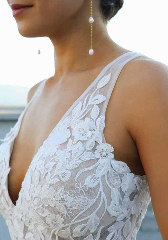 Essense Bridal Collection Style Number D3577 - 7