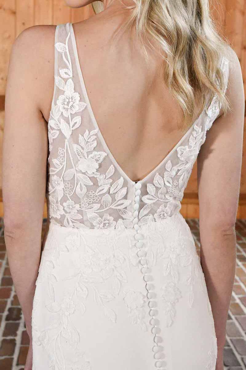 Essense Bridal Collection Style Number D3577 - 6