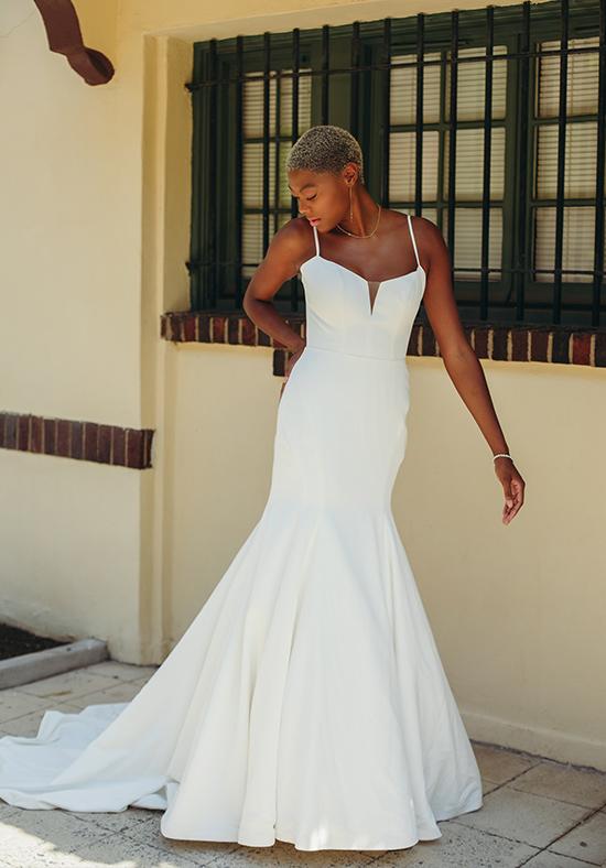 Essense Bridal Collection Style Number D3615 - 1