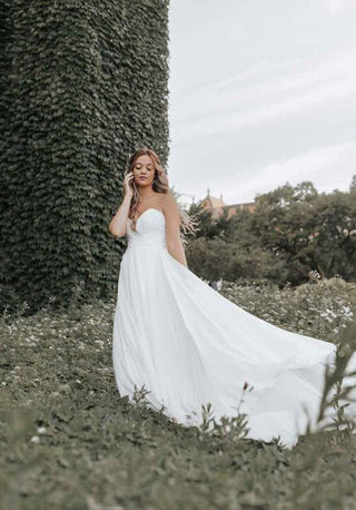 Essense Bridal Collection Style Number D3636 - 8
