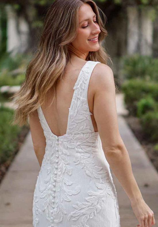 Essense Bridal Collection Style Number D3637 - 8