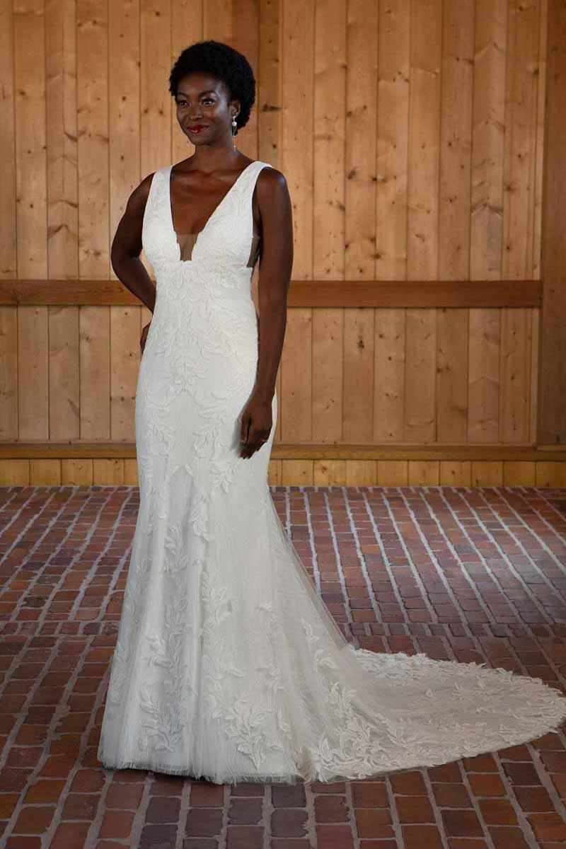 Essense Bridal Collection Style Number D3637 - 3