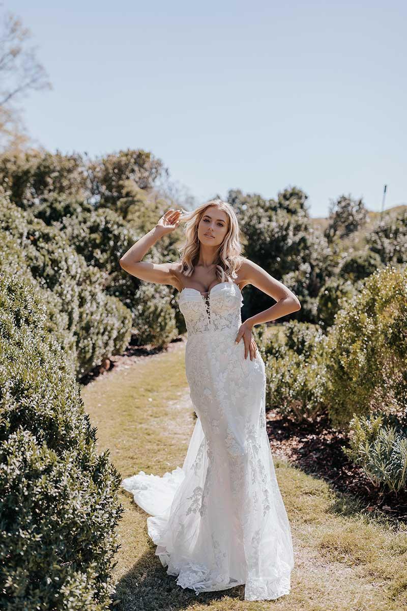 Essense Bridal Collection Style Number D3639 - 8