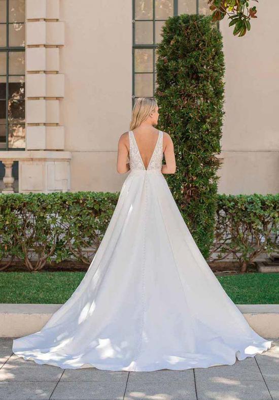 Essense Bridal Collection Style Number D3640 - 8