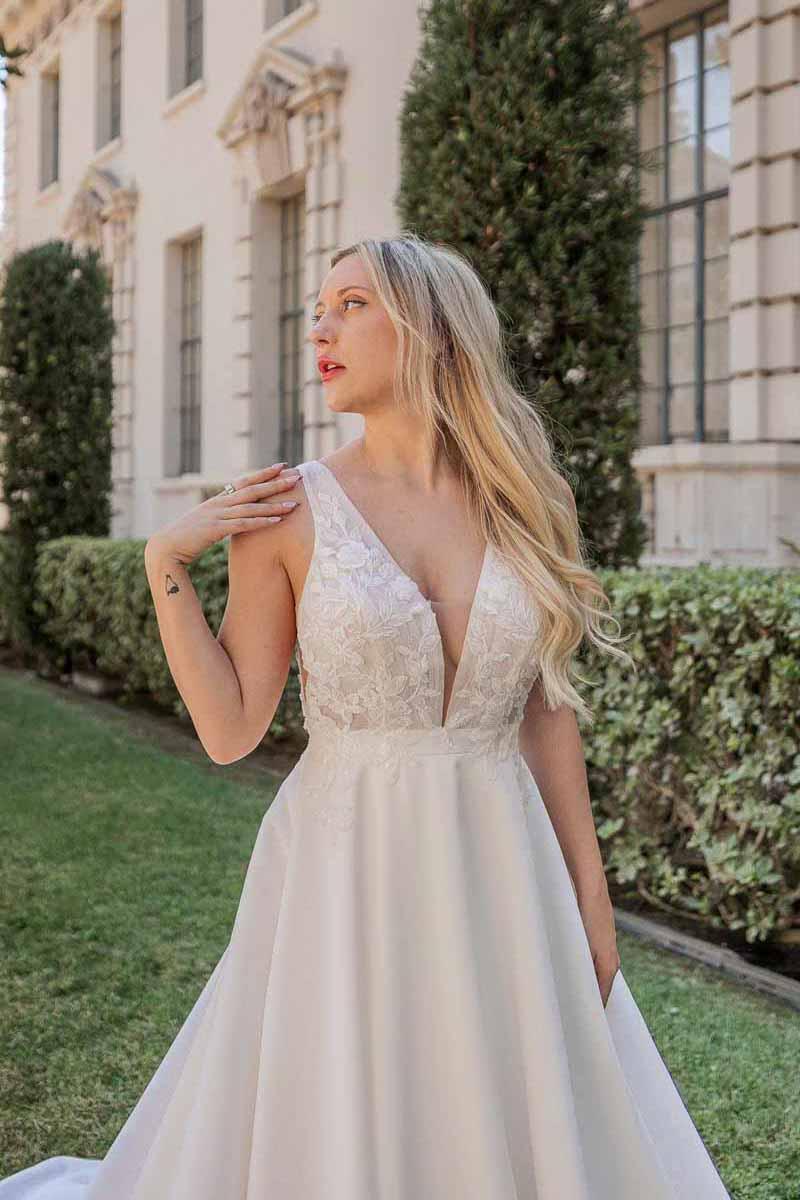 Essense Bridal Collection Style Number D3640 - 10