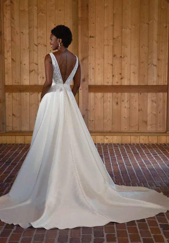 Essense Bridal Collection Style Number D3640 - 4