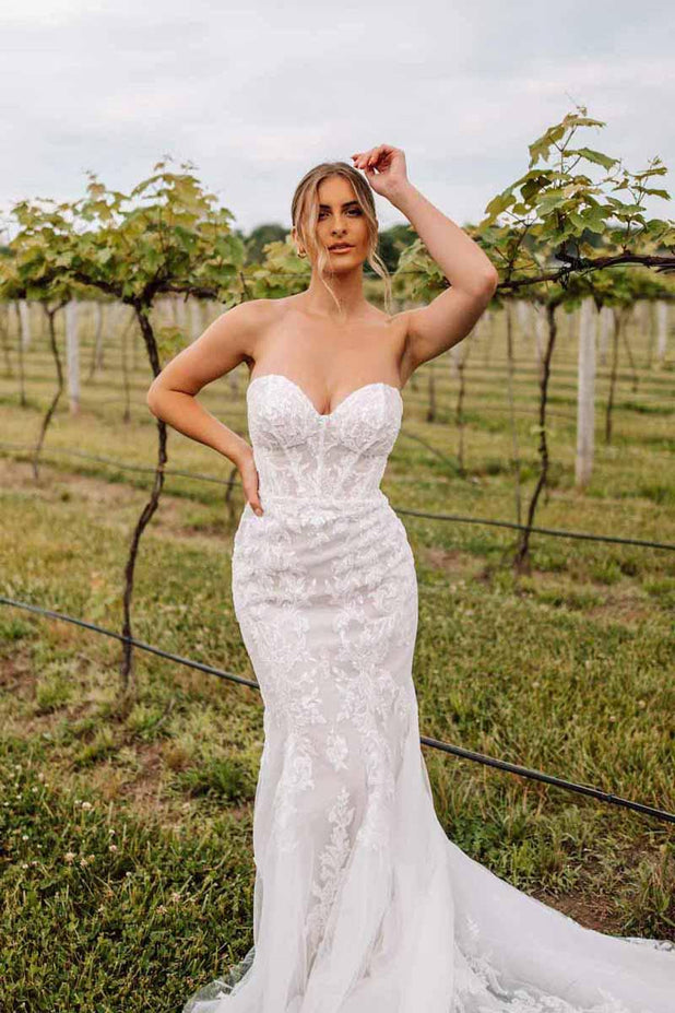 Essense Bridal Collection Style Number D3647 - 1