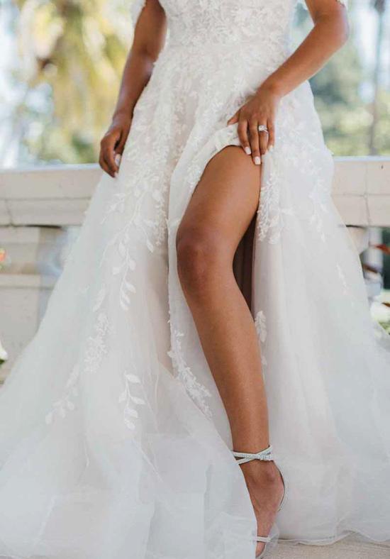 Essense Bridal Collection Style Number D3668 - 10