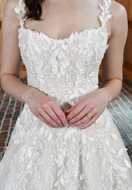 Essense Bridal Collection Style Number D3668 - 8