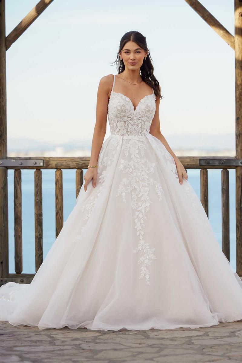 Essense Bridal Collection Style Number D3720 - 1