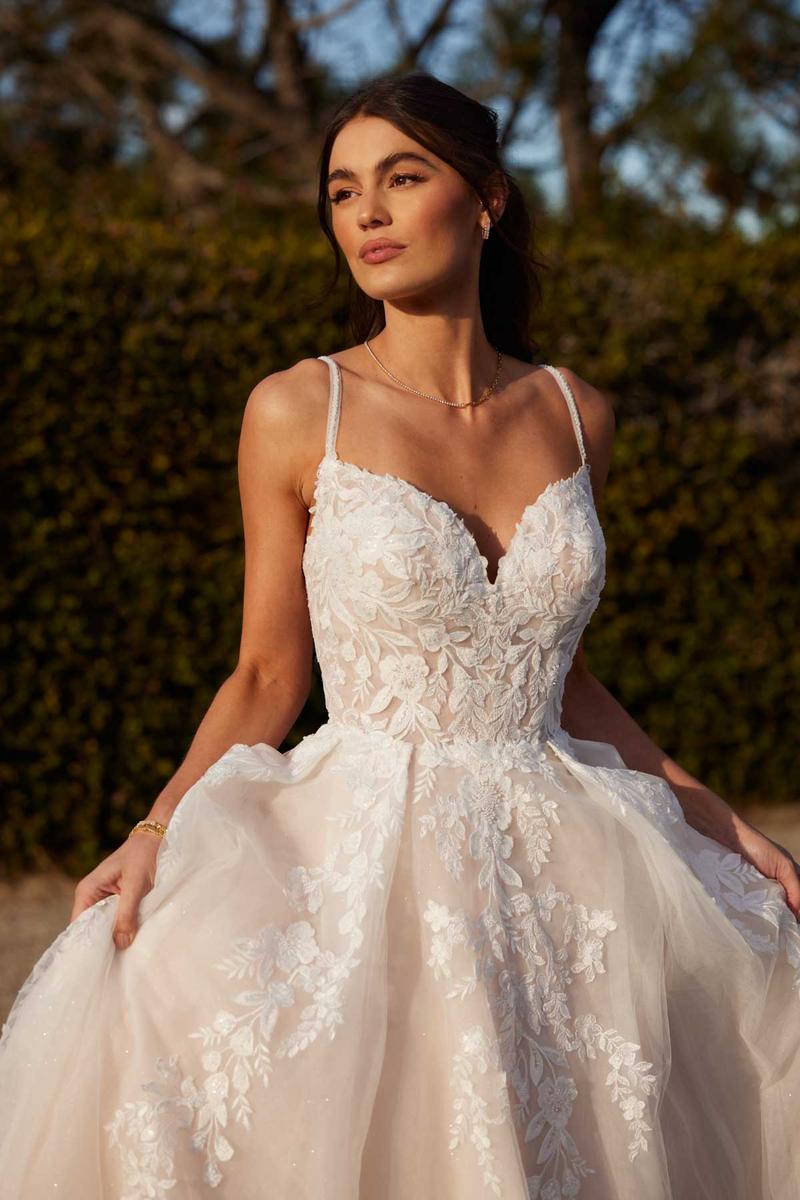 Essense Bridal Collection Style Number D3720 - 8