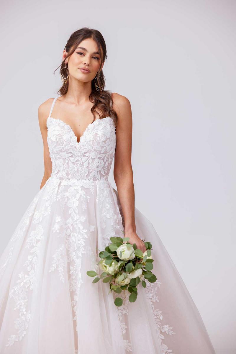 Essense Bridal Collection Style Number D3720 - 7