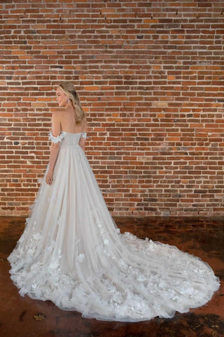 Essense Bridal Collection Style Number D3734 - 10