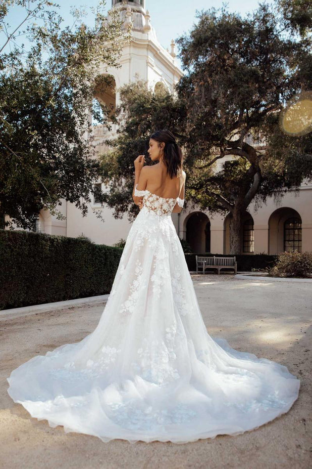 Essense Bridal Collection Style Number D3738 - 2