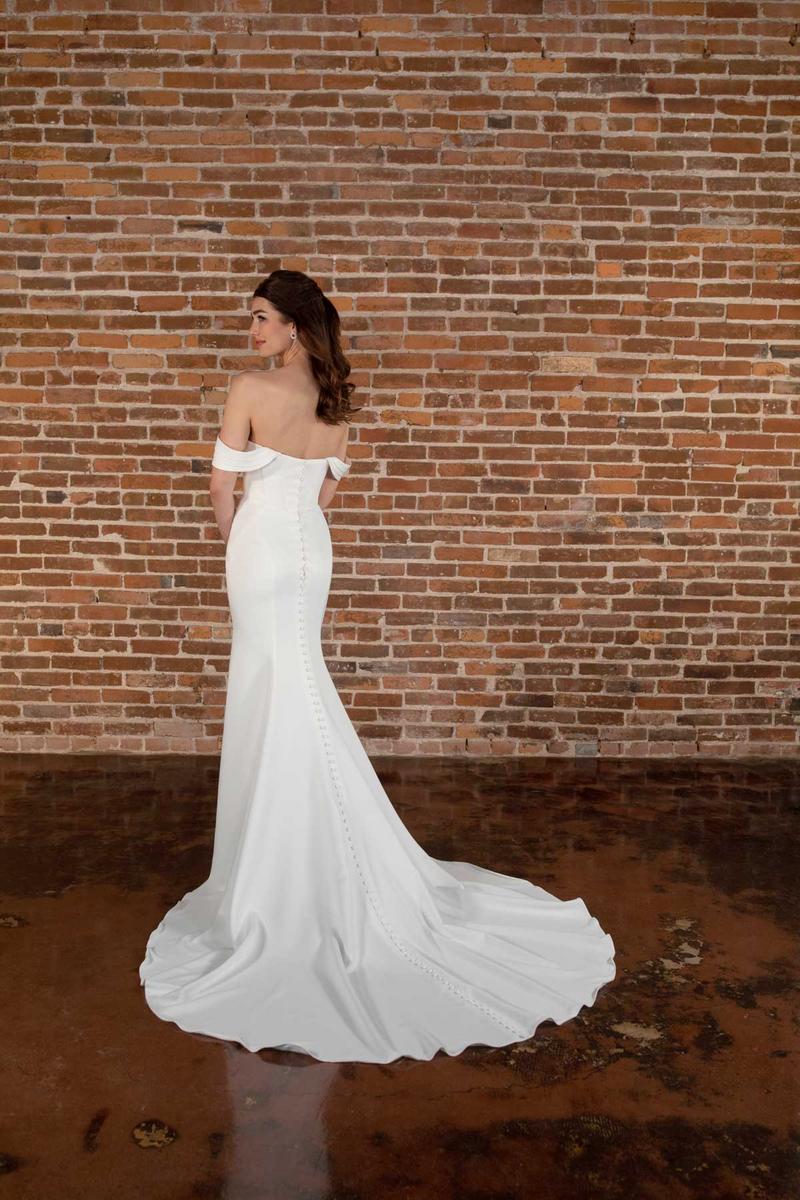 Essense Bridal Collection Style Number D3755 - 8
