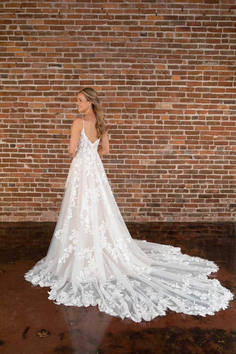Essense Bridal Collection Style Number D3771 - 6