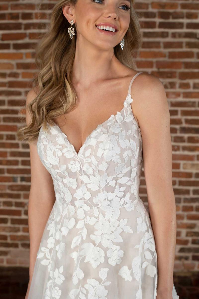 Essense Bridal Collection Style Number D3771 - 10