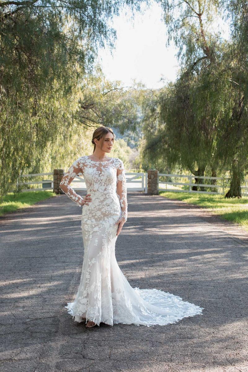 Essense Bridal Collection Style Number D3776 - 7