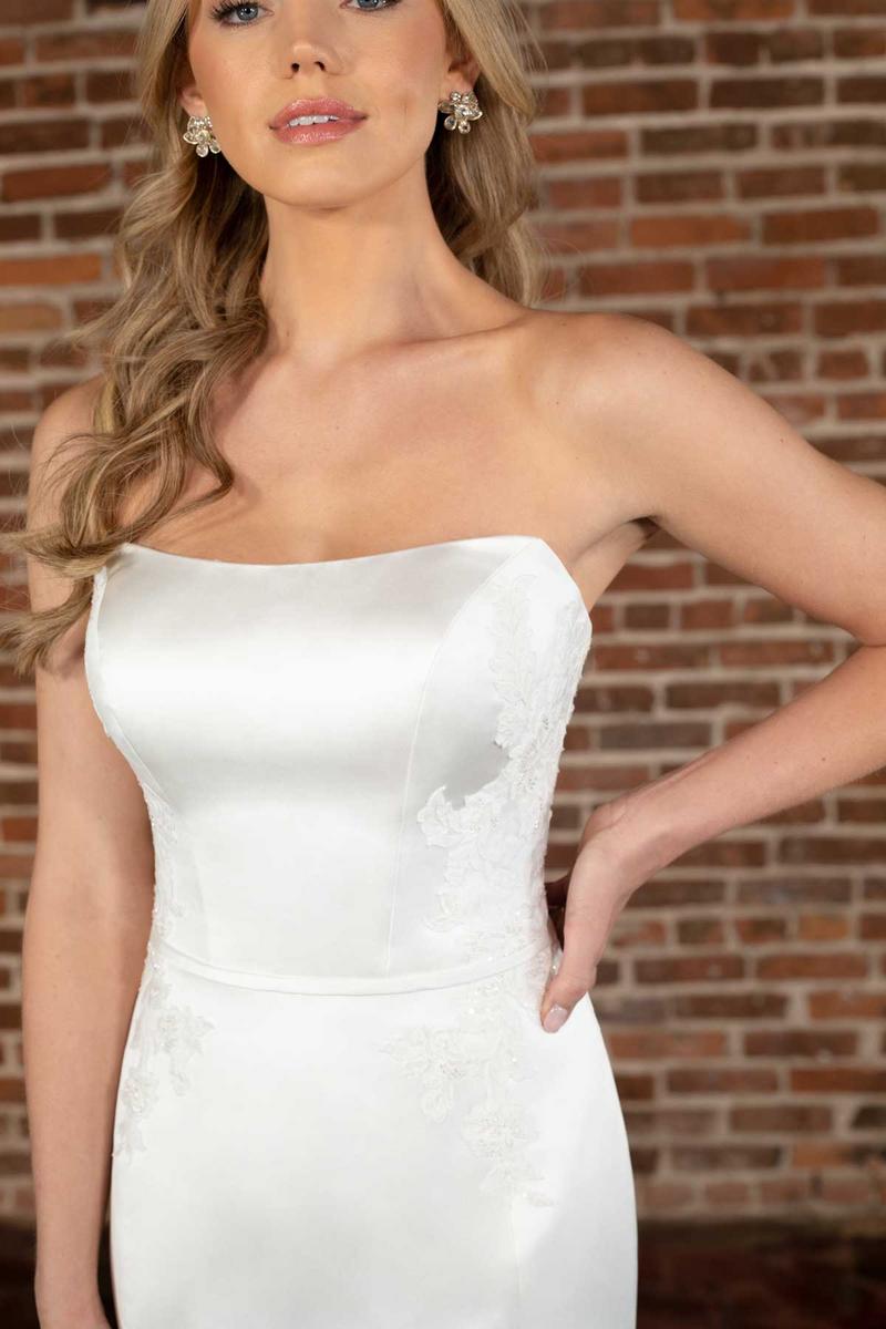 Essense Bridal Collection Style Number D3780 - 7