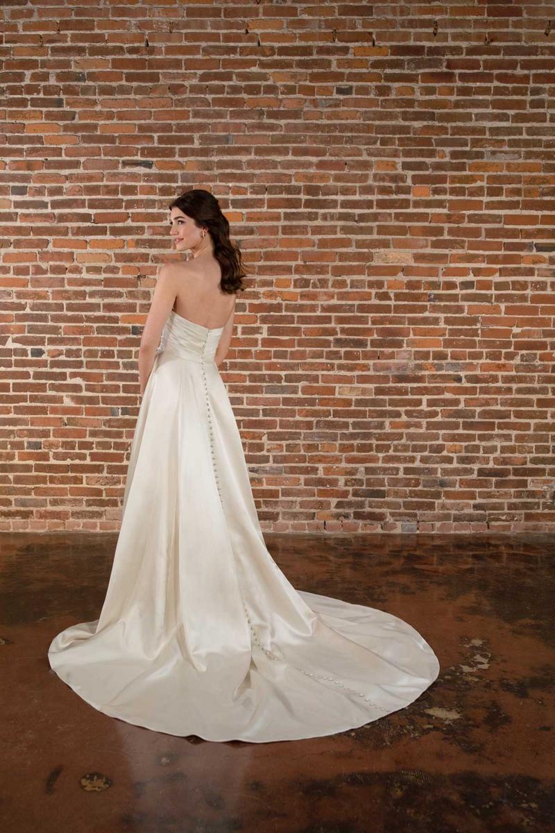 Essense Bridal Collection Style Number D3794 - 5