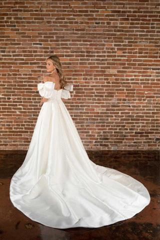 Essense Bridal Collection Style Number D3822 - 8