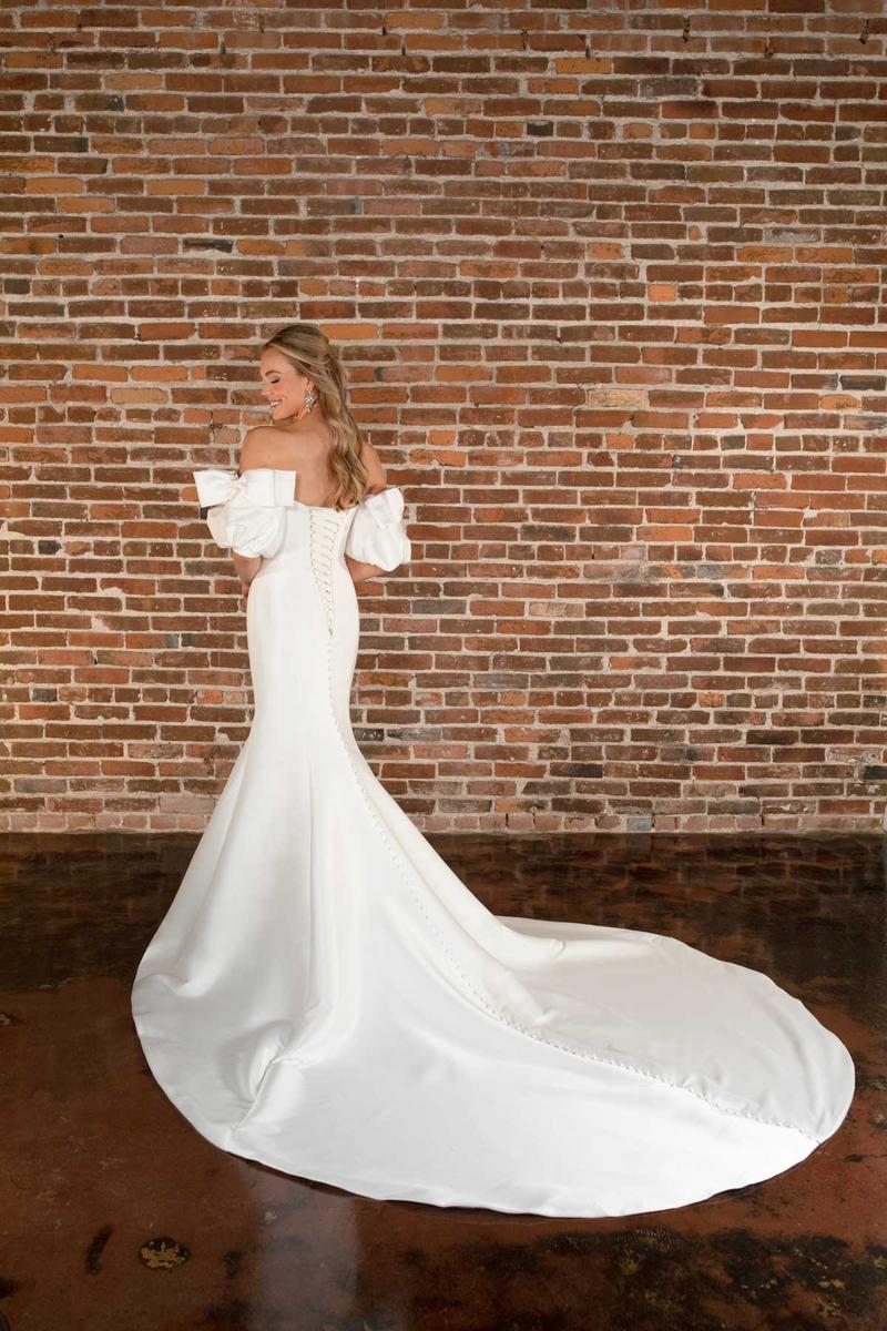Essense Bridal Collection Style Number D3822 - 6