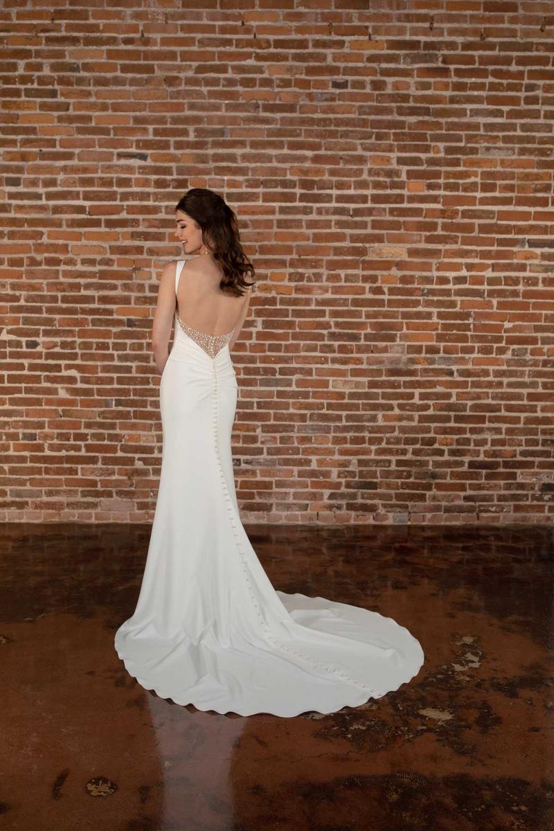 Essense Bridal Collection Style Number D3823 - 6