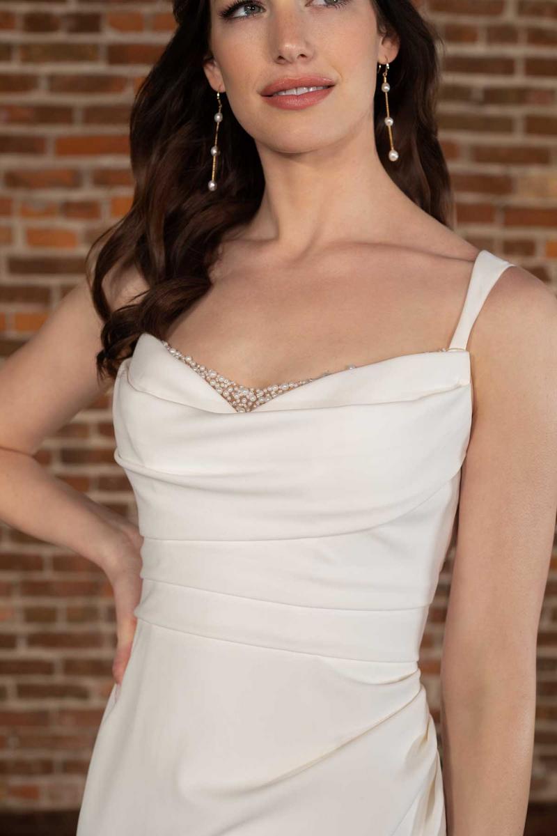 Essense Bridal Collection Style Number D3823 - 10