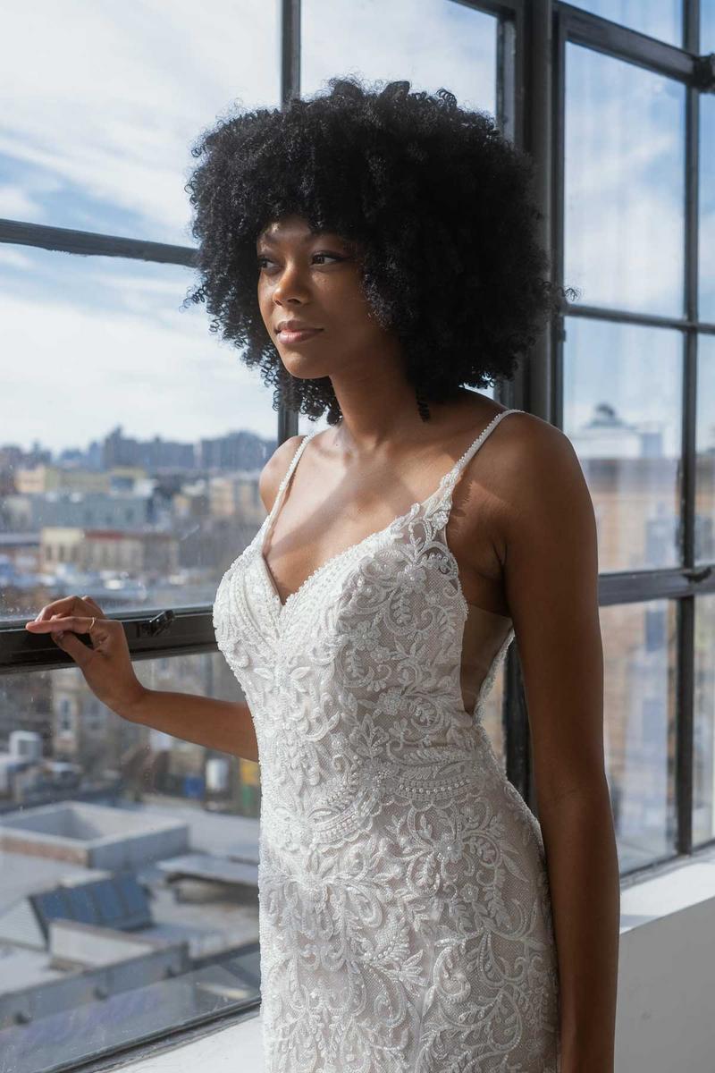 Essense Bridal Collection Style Number D3837 - 8
