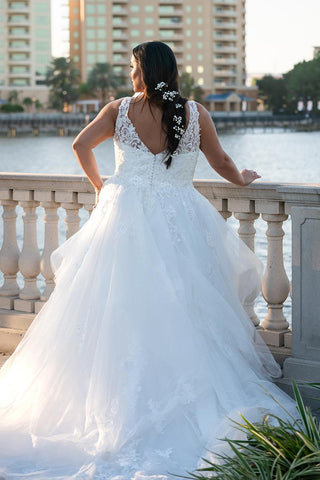 Essense Bridal Collection Style Number D3892 - 9