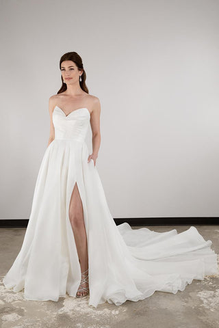 Essense Bridal Collection Style Number D3941 - 14