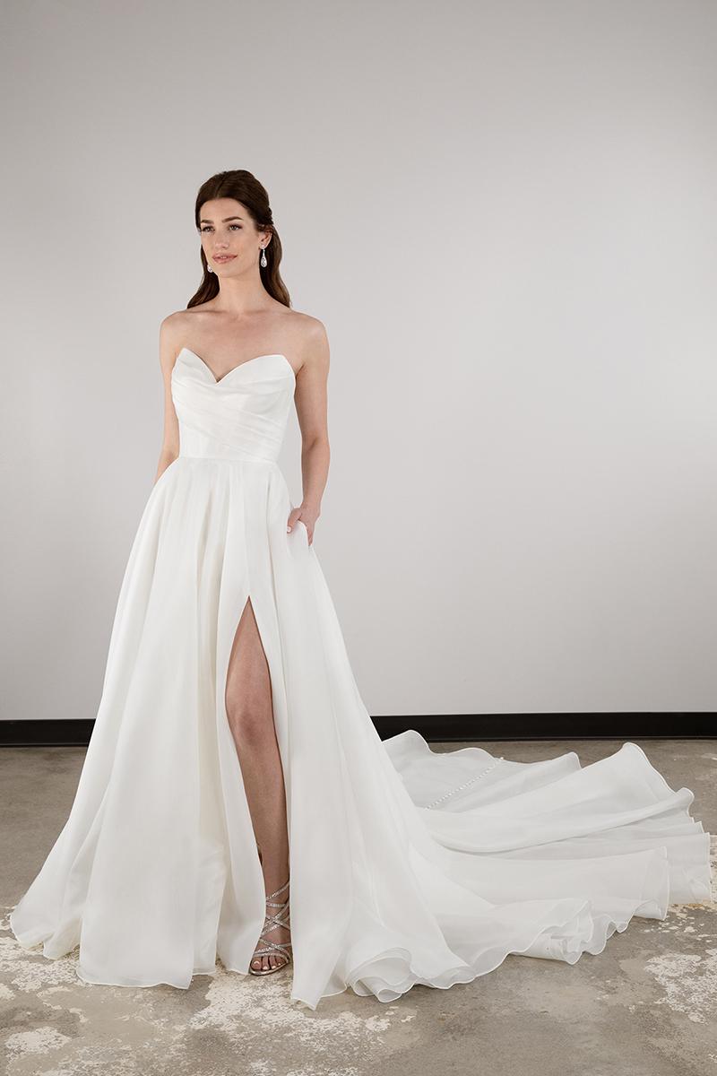 Essense Bridal Collection Style Number D3941 - 14