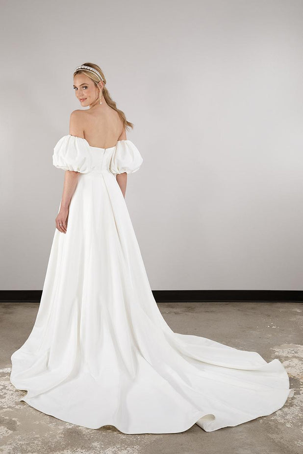 Essense Bridal Collection Style Number D3957 - 2