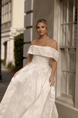Essense Bridal Collection Style Number D3971 - 1
