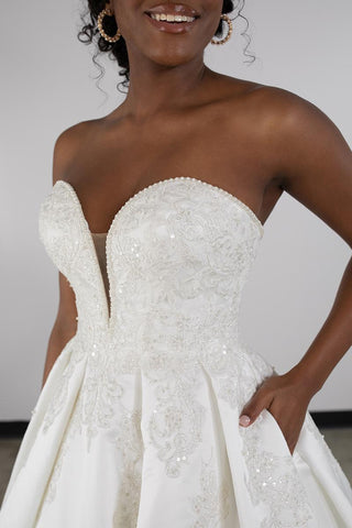 Essense Bridal Collection Style Number D3977 - 3