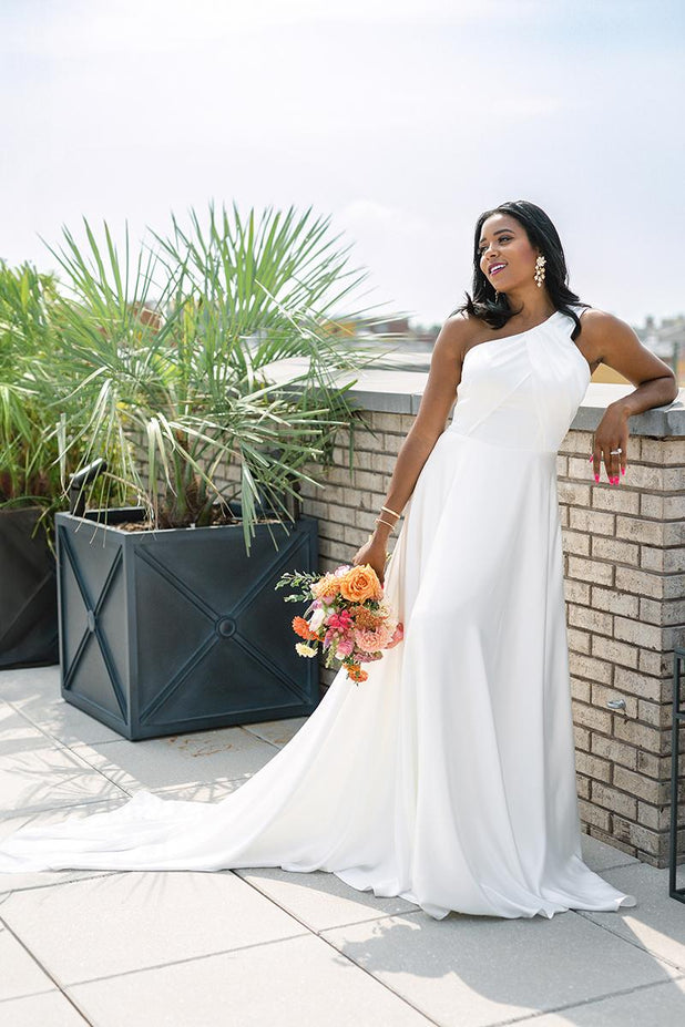 Essense Bridal Collection Style Number D3983 - 1