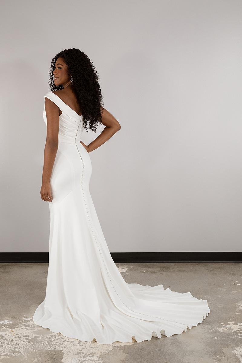 Essense Bridal Collection Style Number D3986 - 6