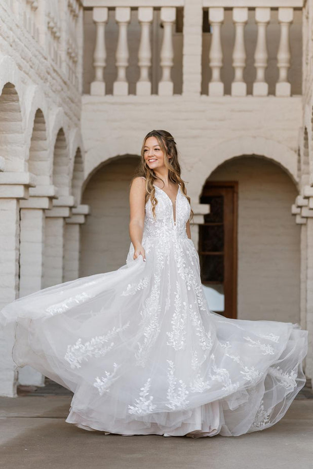 Essense Bridal Collection Style Number D4007 - 1