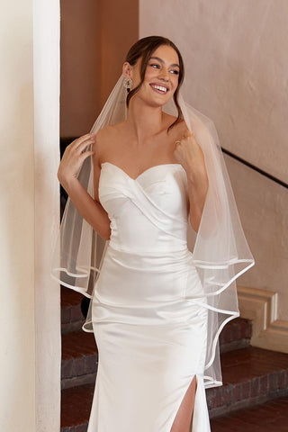 Essense Bridal Collection Style Number D4034 - 5