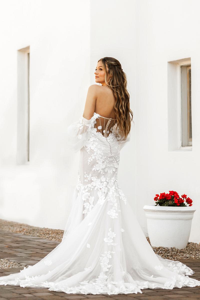 Essense Bridal Collection Style Number D4038 - 4