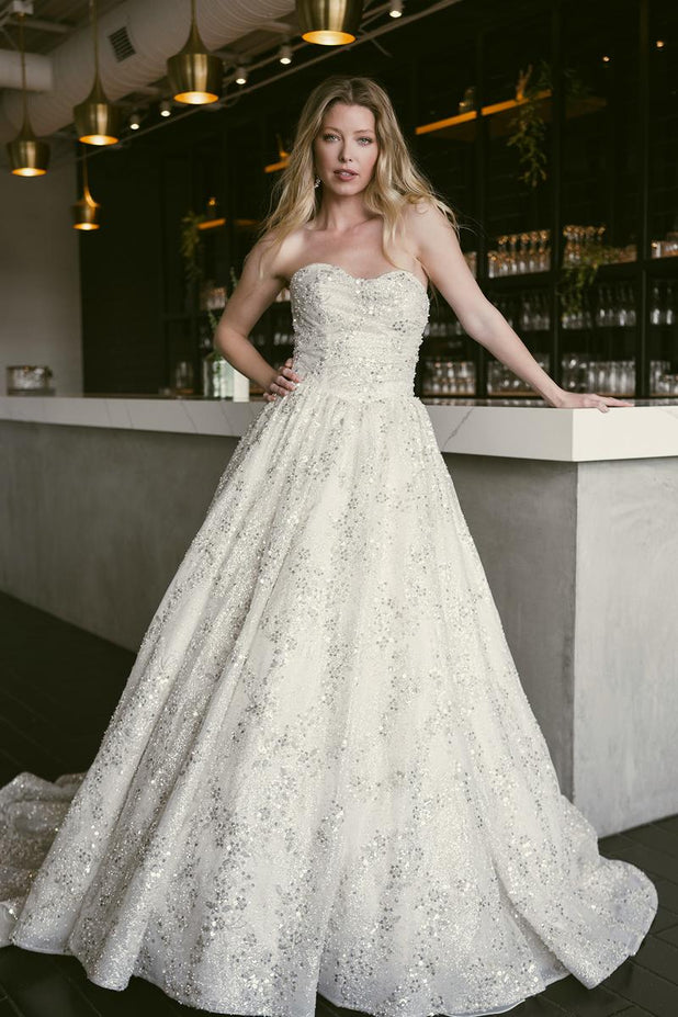 Essense Bridal Collection Style Number D4057 - 1