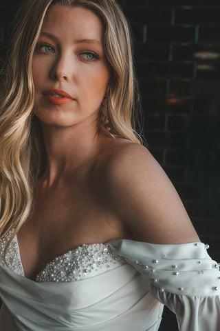 Essense Bridal Collection Style Number D4087 - 9