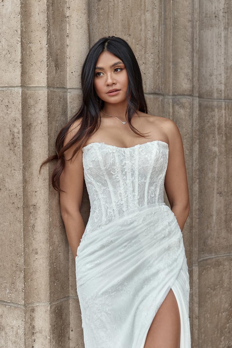 Essense Bridal Collection Style Number D4091 - 6