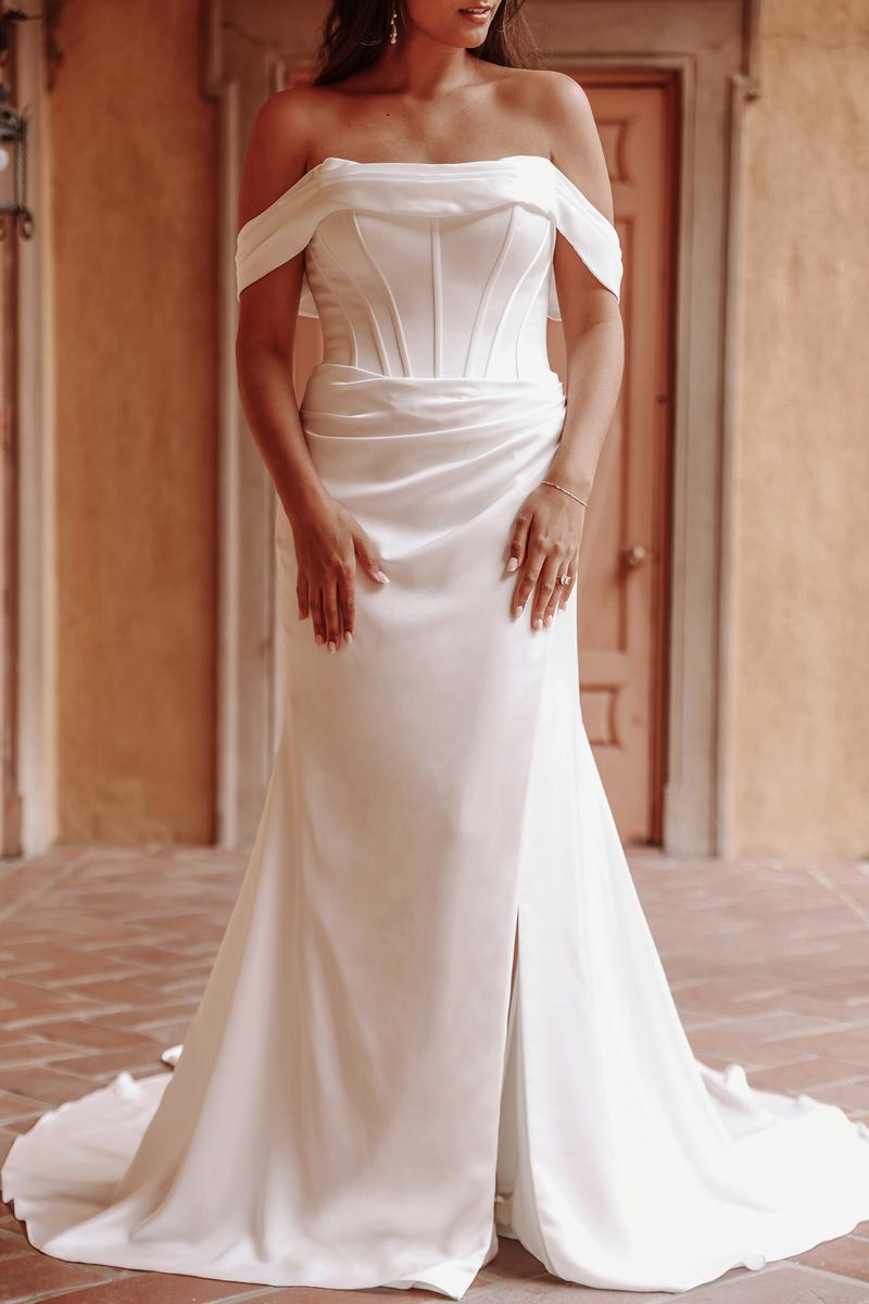 Essense Bridal Collection Style Number D4093 - 8