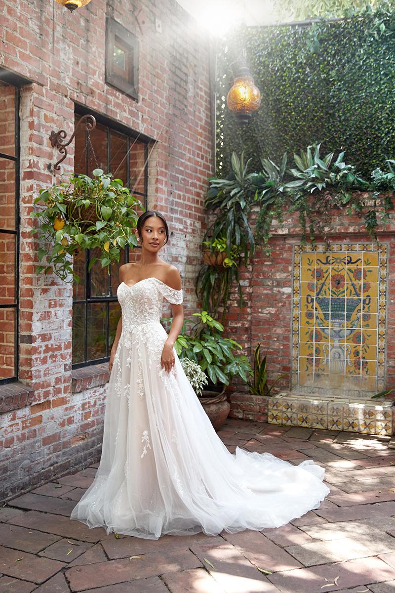 Essense Bridal Collection Style Number D4098 - 1