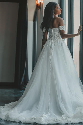 Essense Bridal Collection Style Number D4106 - 2